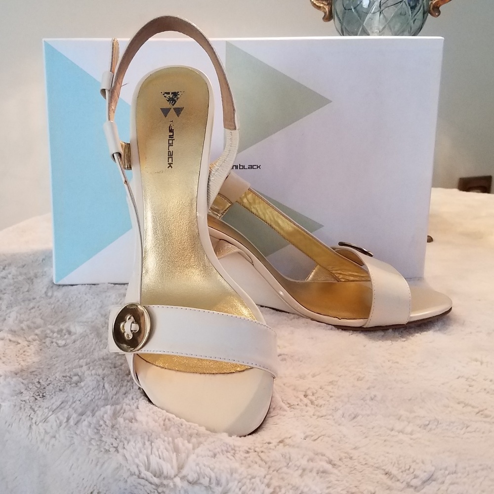 Vanilla Patent Sling-Back Sandle